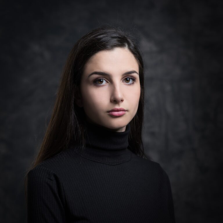portrait-of-a-young-woman