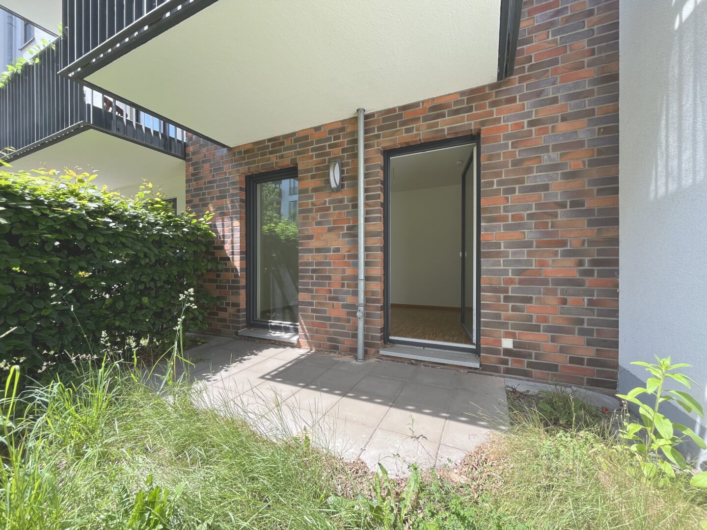 Terrasse abgehend vom Schlafzimmer