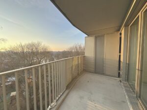 Balkon nach Außen Südwest