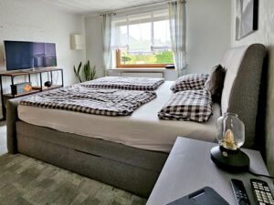 Schlafzimmer EG 2