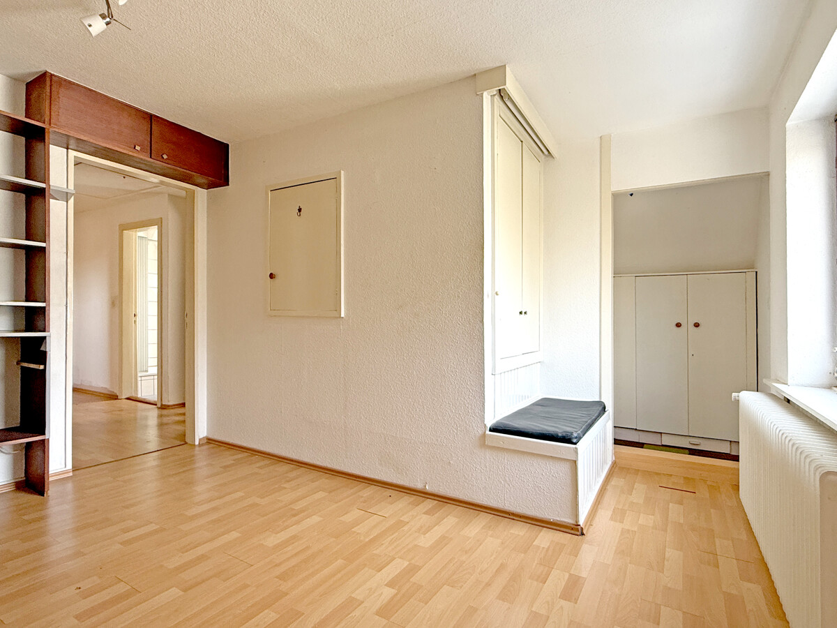 Zimmer 1 Wohnung im DG