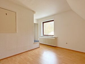 Zimmer 1 Wohnung imDG