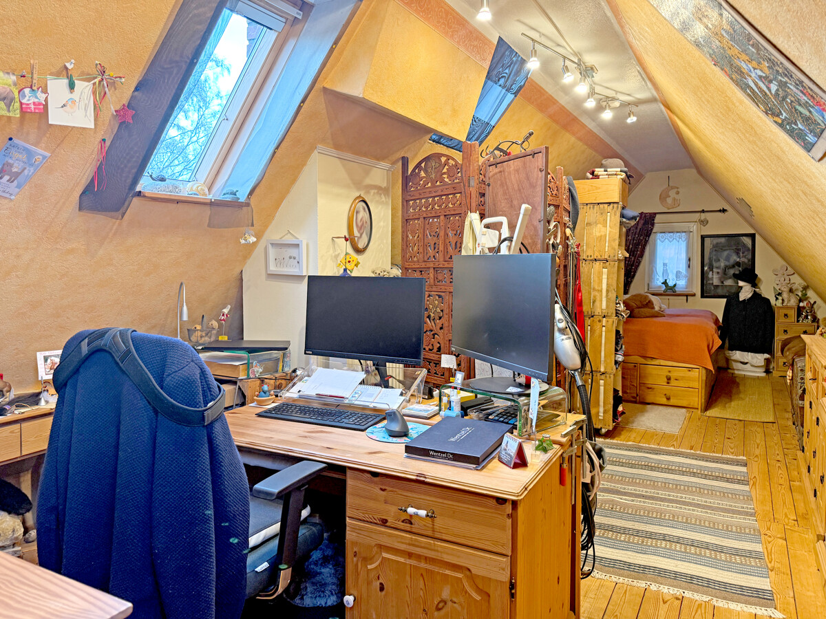 Schlafzimmer DG 1
