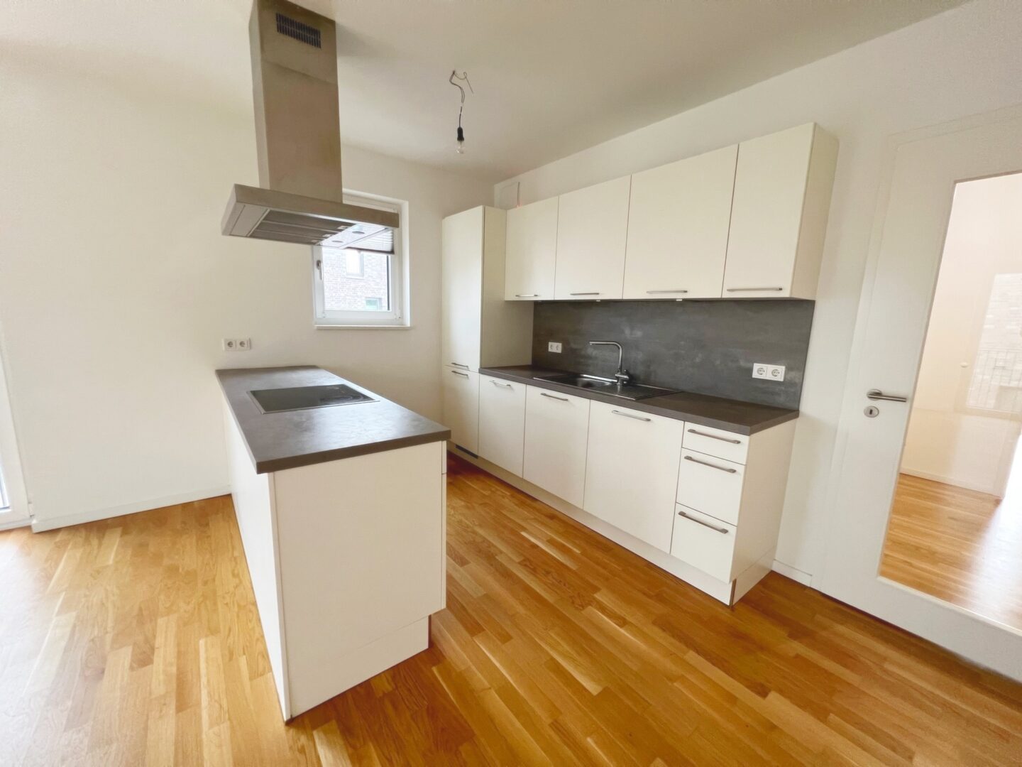 Bsp. Einbauküche - Ansicht 1