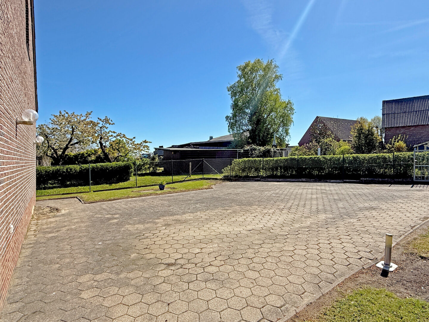 Grundstück