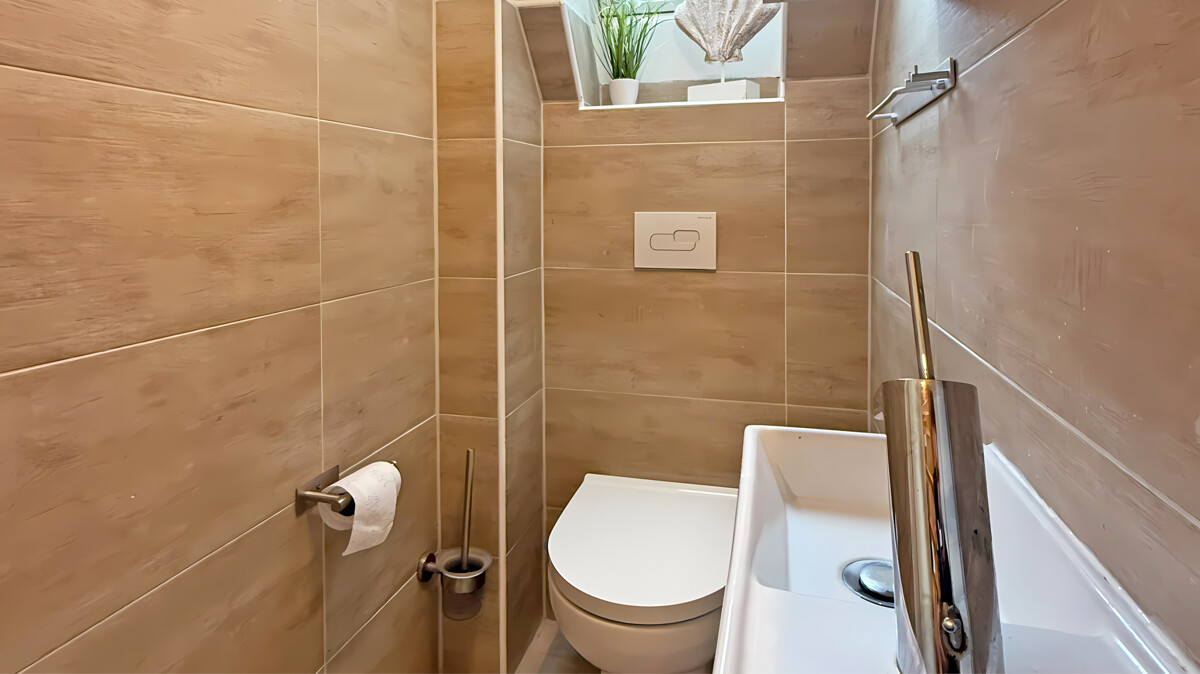 WC, Dachboden