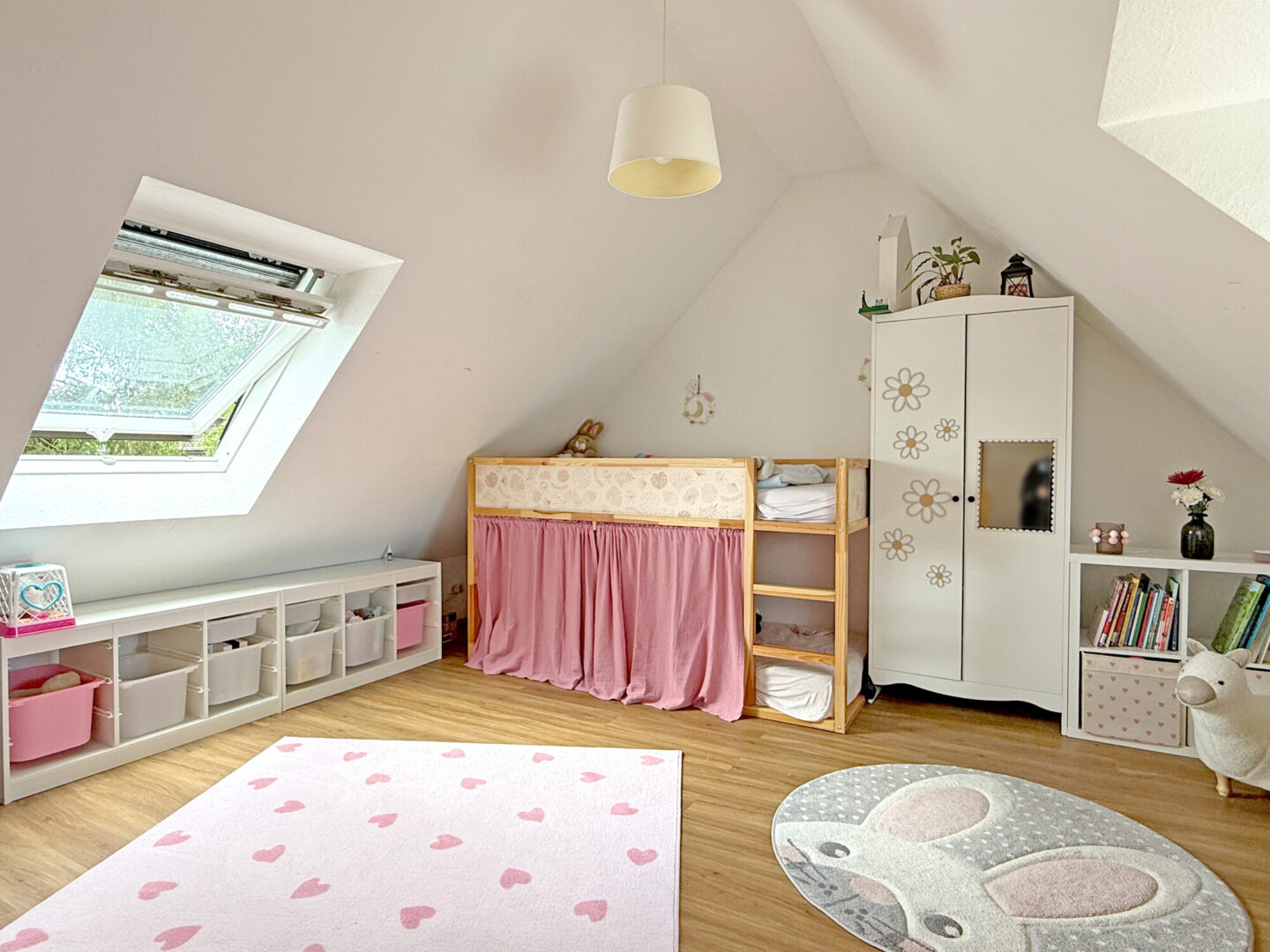 Zimmer-3 im Spitzboden