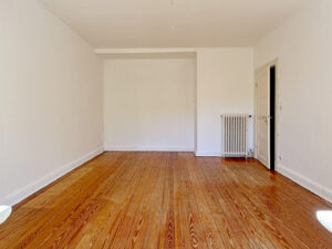Schlafzimmer 1.1