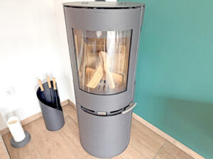 Kaminofen im Wohnzimmer