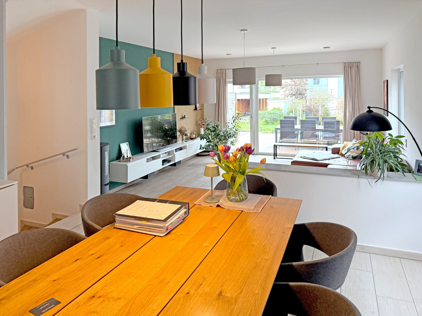 Blick ins Wohnzimmer