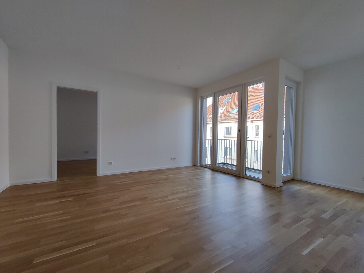 Wohnzimmer + Balkon