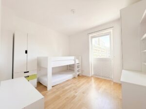 Kinder- / Arbeitszimmer