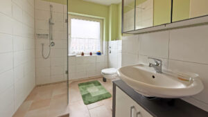 Badezimmer, EG