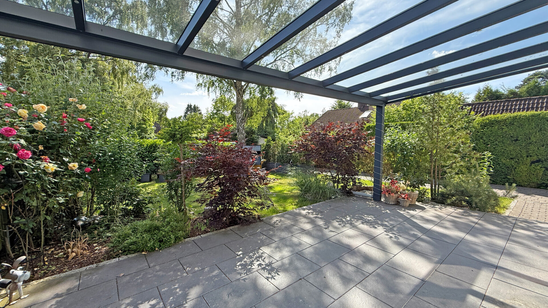 Terrasse (mit Überdachung)