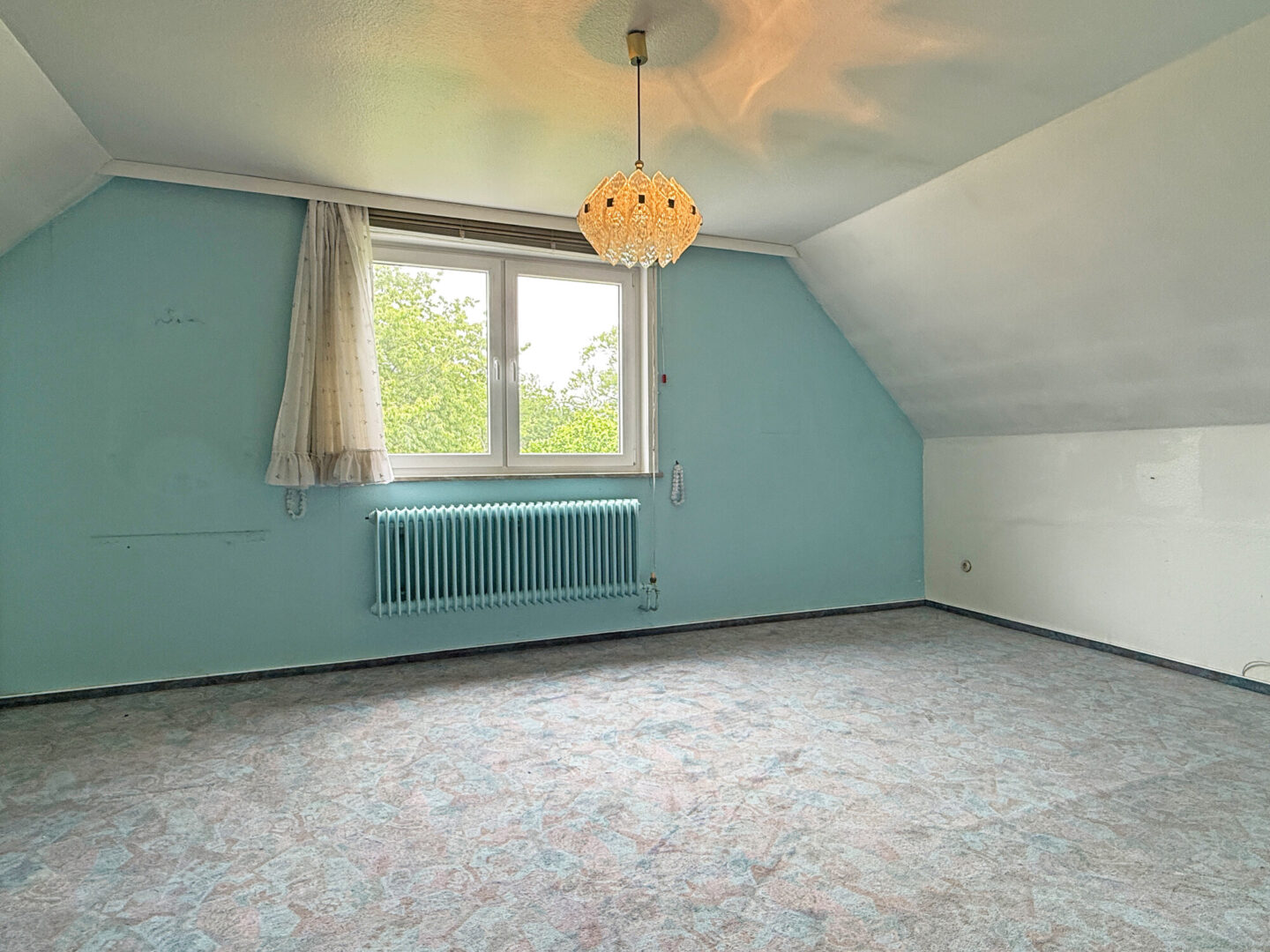 Zimmer 3, DG
