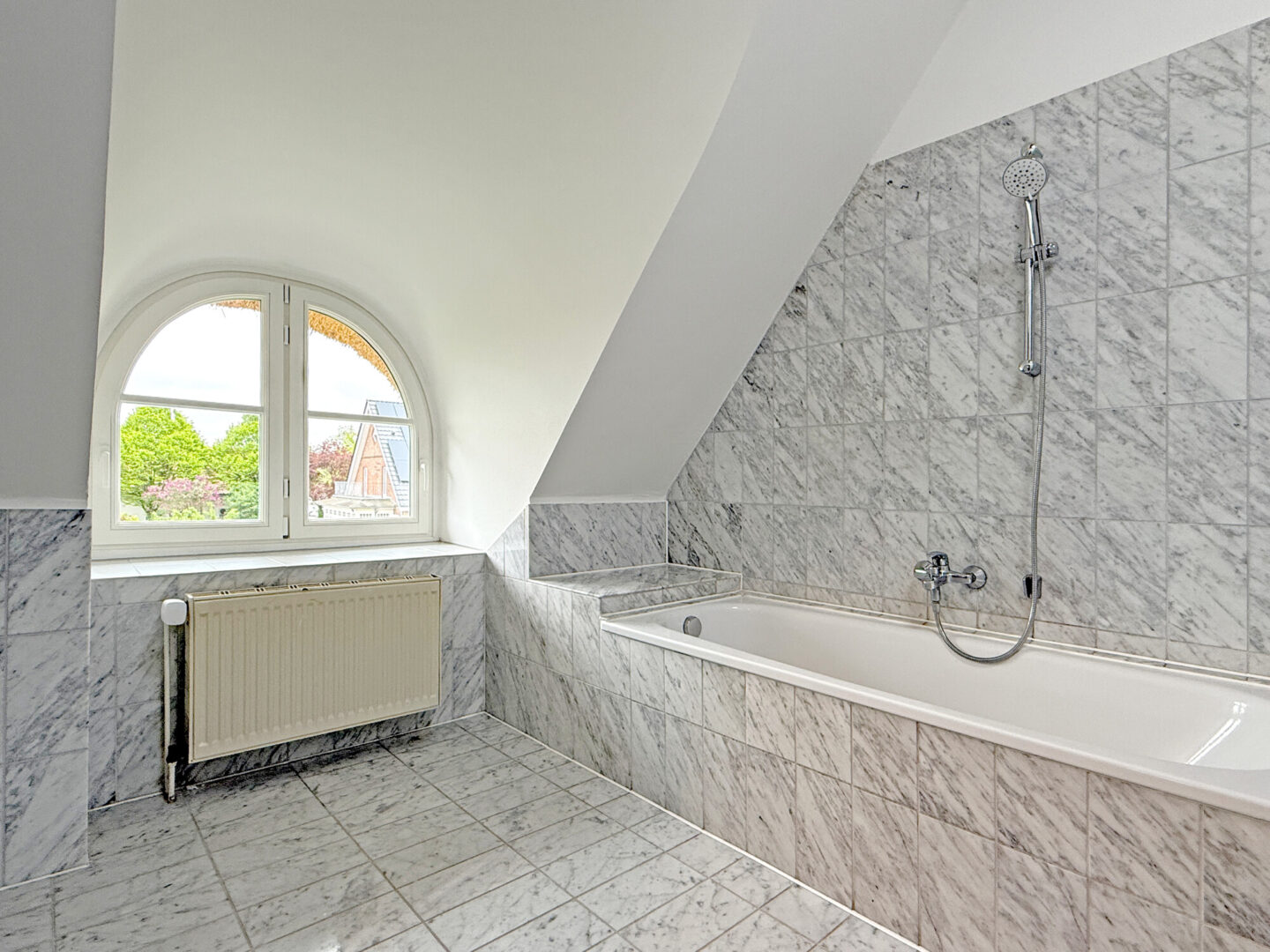 Badezimmer 1