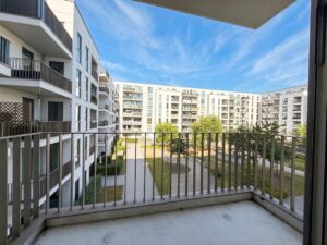 Balkon 1 - KI generiert