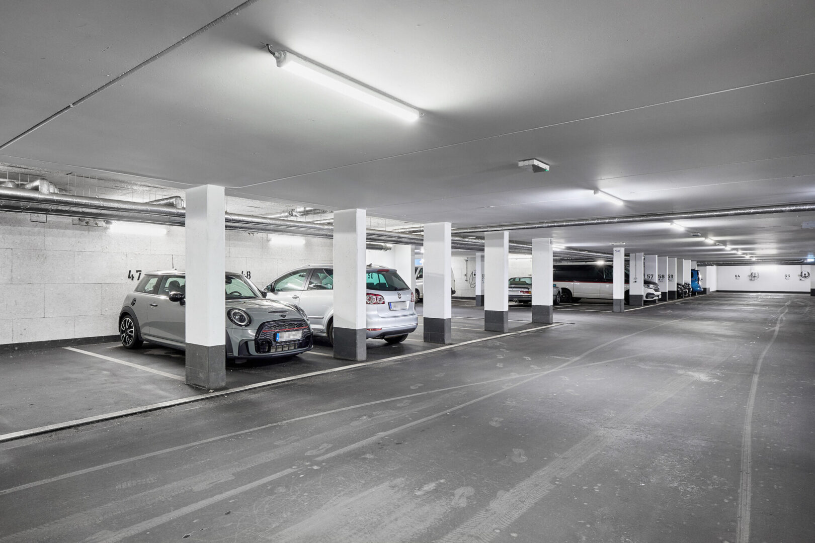 1. Tiefgaragenstellplatz