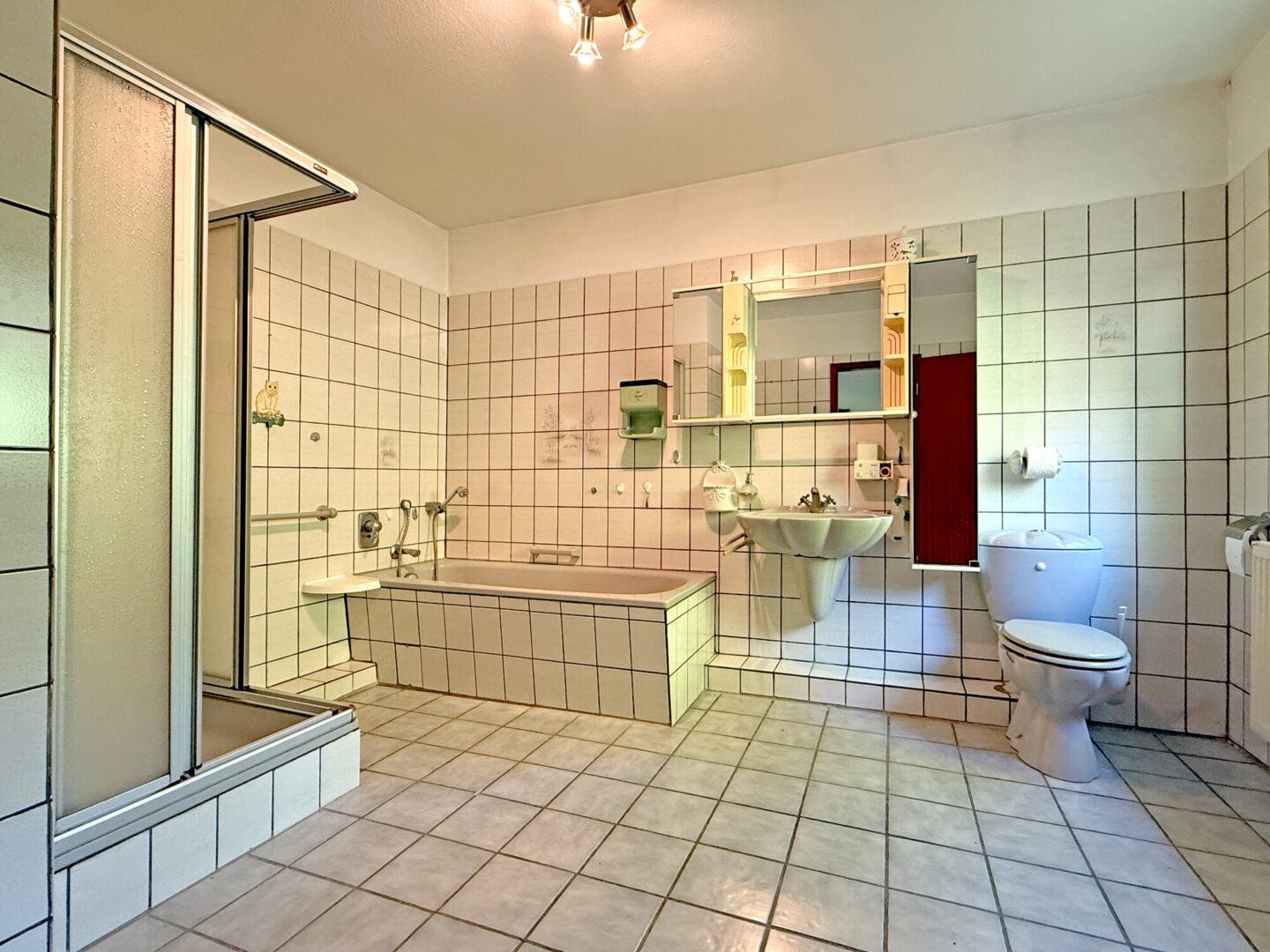 Badezimmer Erdgeschoss