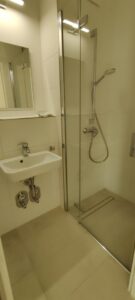 Badezimmer 1
