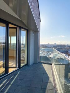 Dachterrasse - KI-generiert