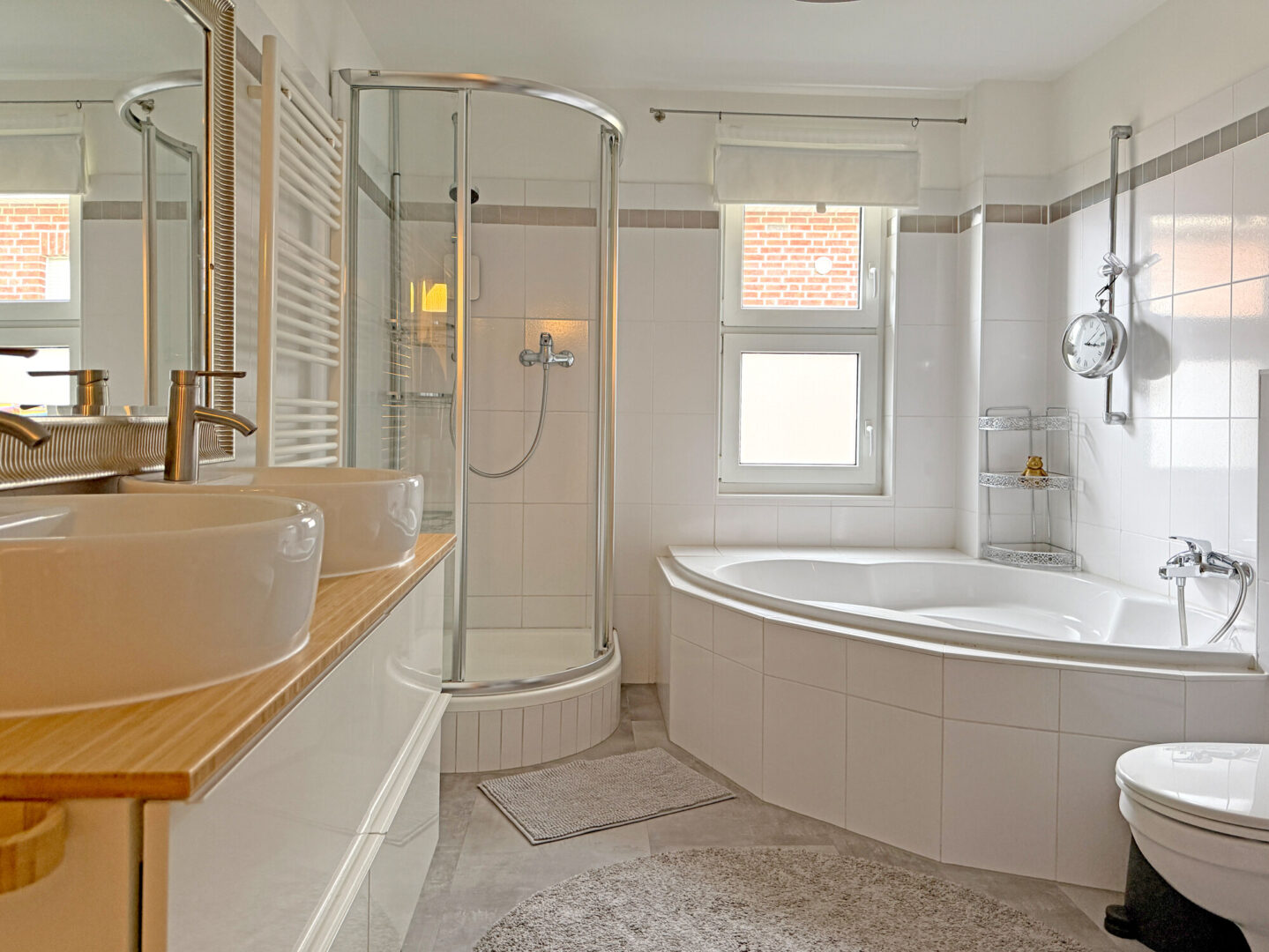 Badezimmer 1