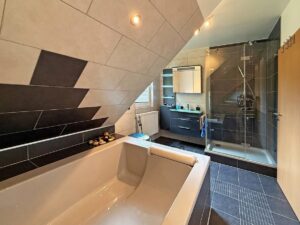 Badezimmer, Obergeschoss