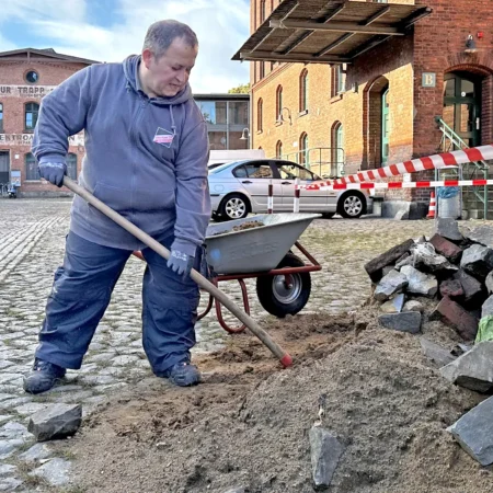 Wentzel Dr. Facility Management Schaufel