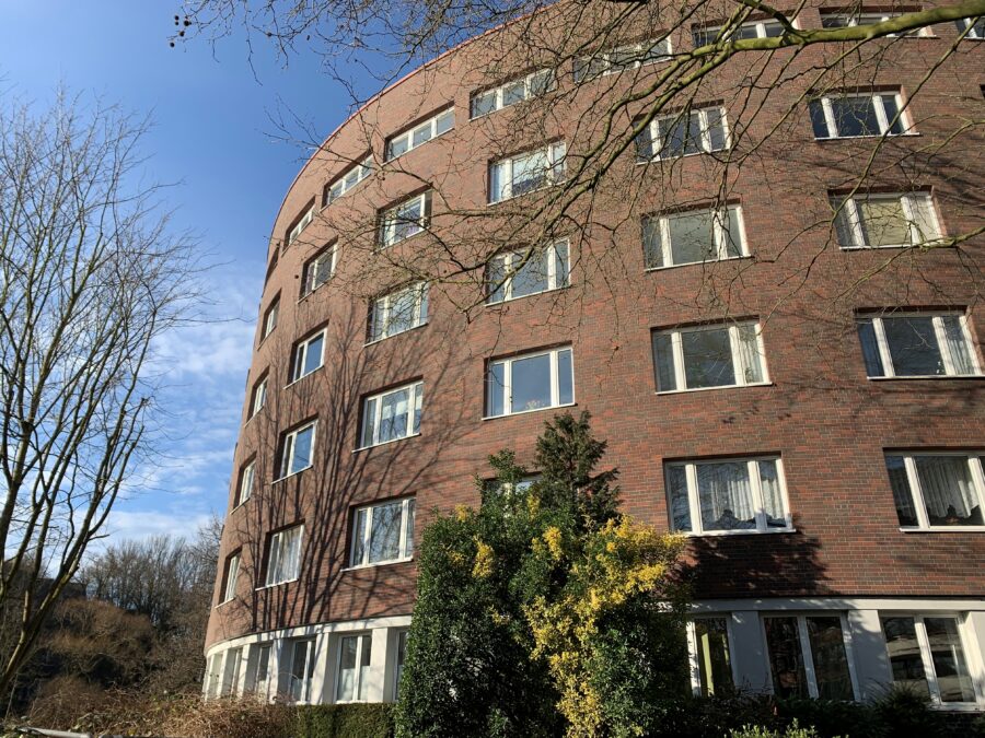 Modernisierte 2-Zimmerwohnung direkt am Osterbekkanal - Außenansicht