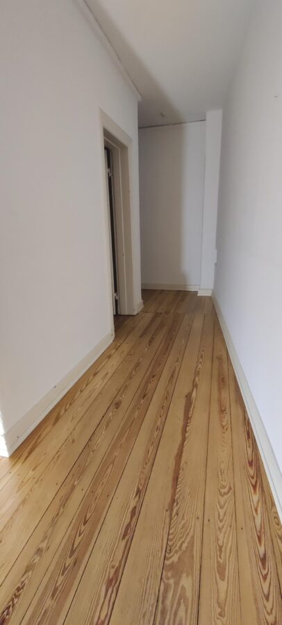 Renovierte Altbauwohnung mit sanierten Holzdielen! - Flur