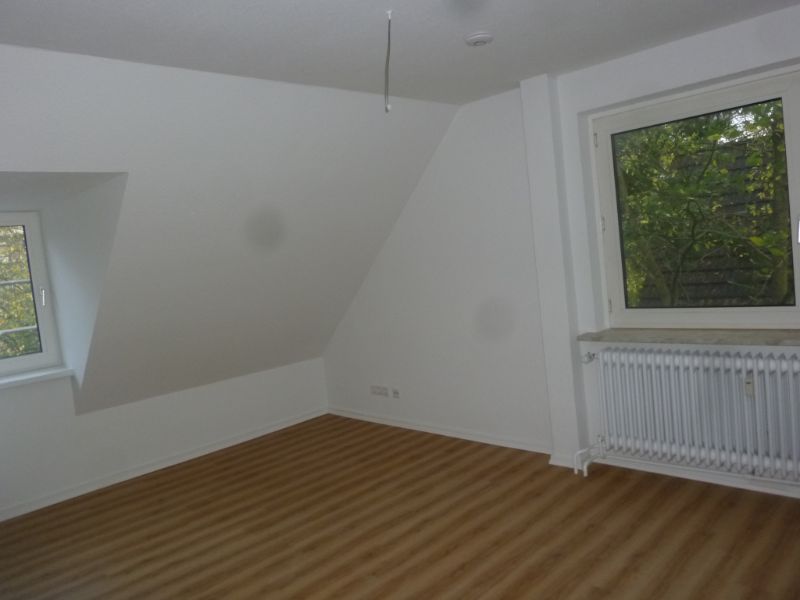 Gemütliche Wohnung in der Endetage - Wohnzimmer