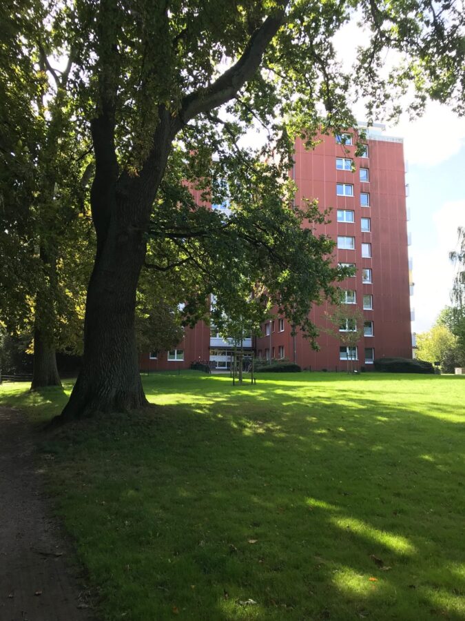 Moderne Familienwohnung mit Balkon - Mitten in Ahrensburg - Außenansicht