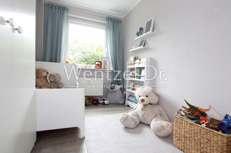 KEINE PROVISION für Käufer - komplett modernisierte 4-Zi-Wohnung - Kleines Zimmer