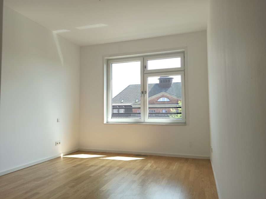 Moderne Familienwohnung mit Balkon im Alten Güterbahnhof - Büro/Kinderzimmer Beispielfoto