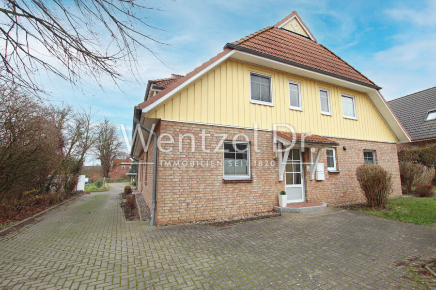 Ihr neues Zuhause wartet: Charmante 3-Zimmer-Wohnung mit Terrasse und Stellplatz - Außenbereich