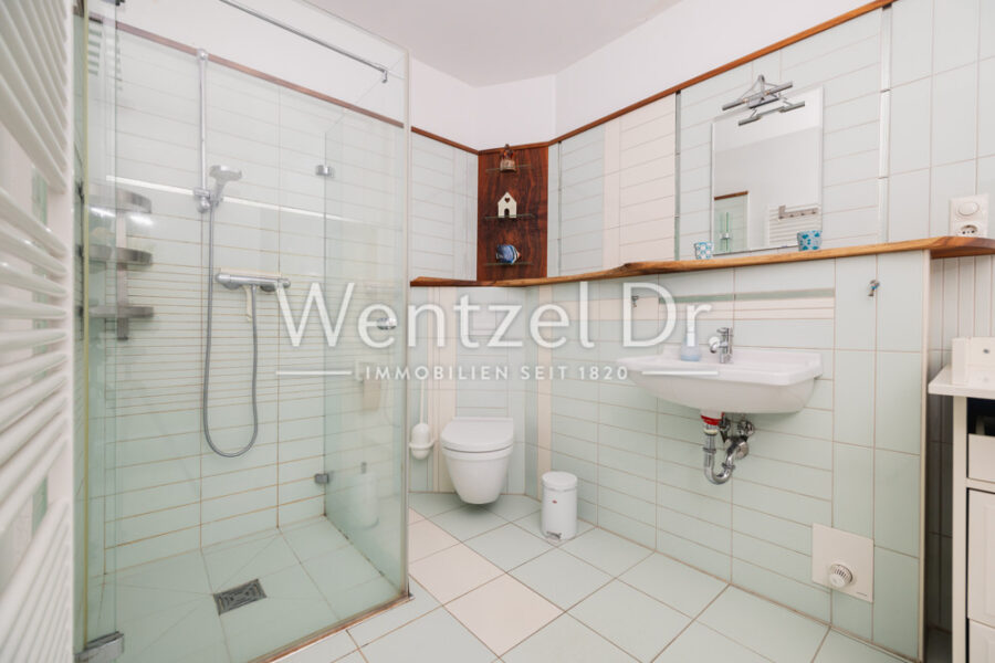 PROVISIONSFREI für Käufer – Großzügig wohnen in Wilschenbruch - Duschbad Einliegerwohnung