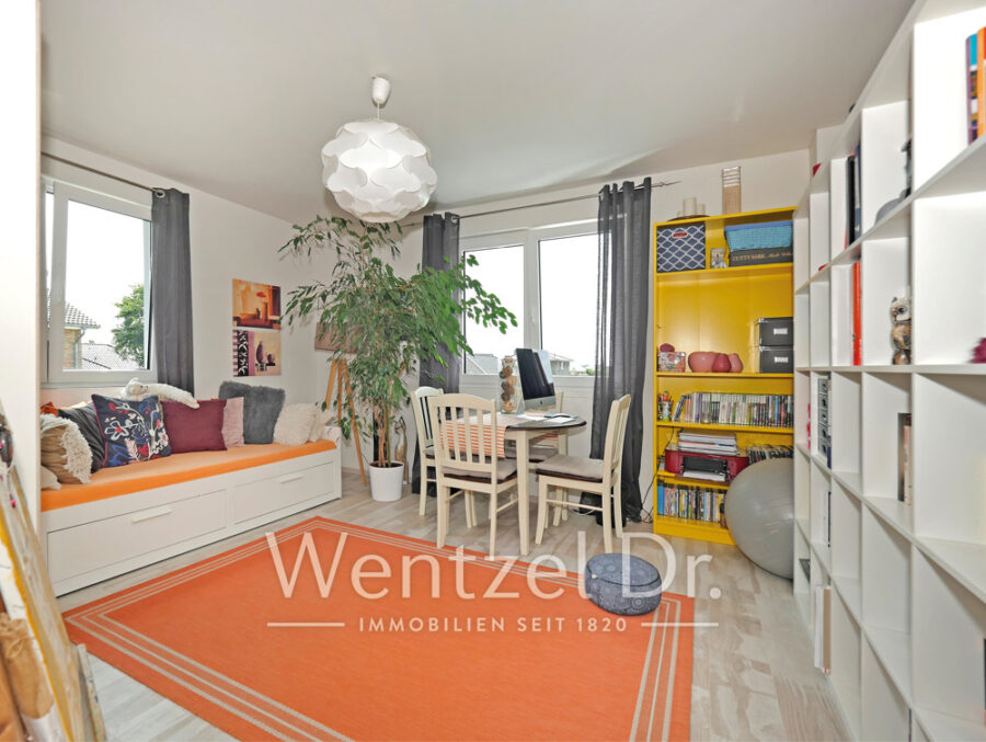 Neuer Preis! Moderne Villa mit KfW-55-Standard in familienfreundlicher Nachbarschaft in Schafflund! - Zimmer 1 im OG