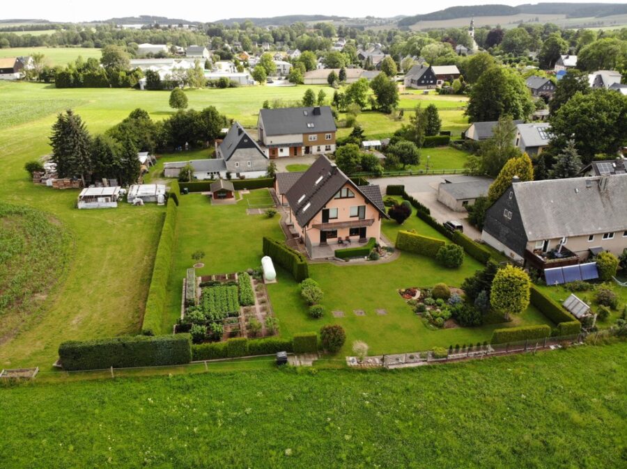 Traumhaftes Mehrgenerationenhaus in Zwönitz - Garten