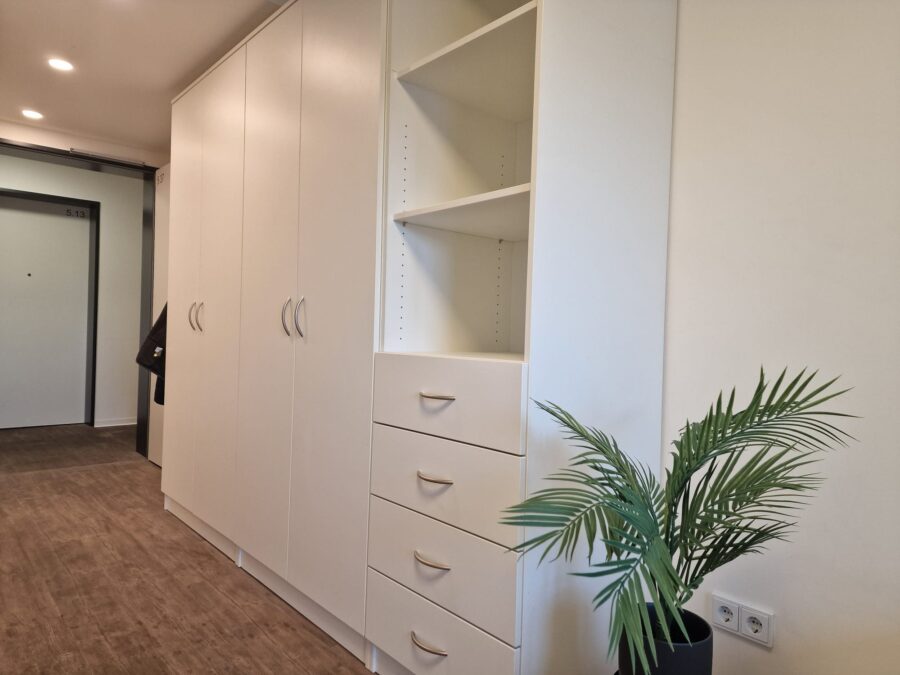 Apartment mitten im Zentrum! - Großer Schrank