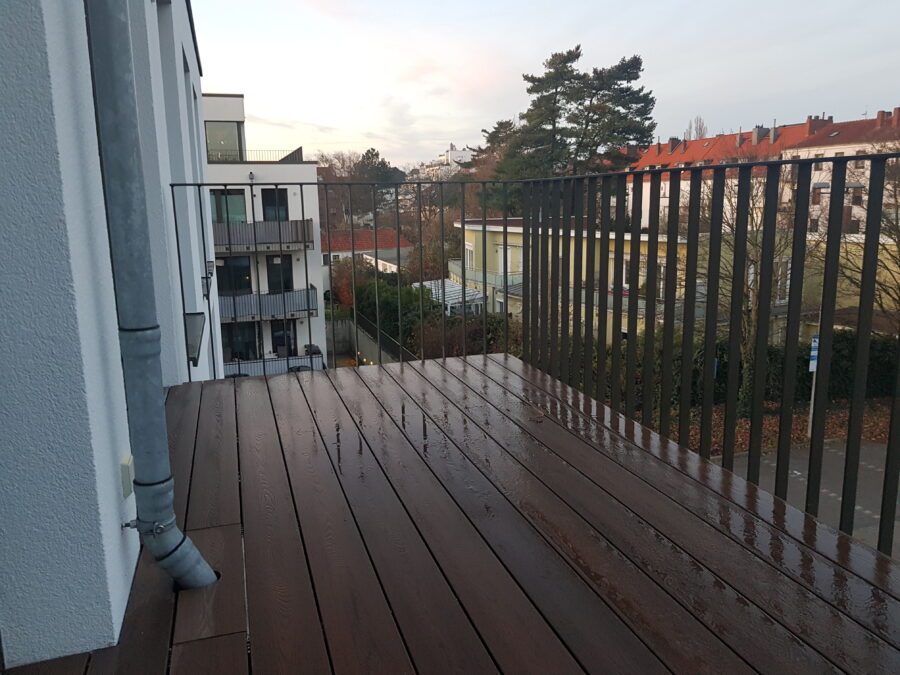 Jetzt bewerben, besichtigen, anmieten! - Balkon