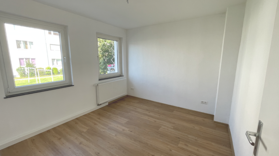 Schöne Erdgeschosswohnung mit Balkon - Schlafzimmer