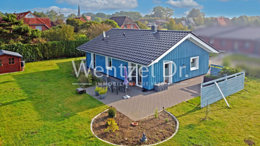 Provisionsfrei für Käufer - Idyllisches Holzhaus mit modernster Technik und unverbautem Weitblick! - Luftaufnahme