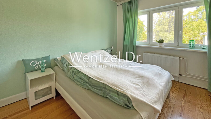 PROVISIONSFREI für Käufer –Doppelhaushälfte auf 575 m² Grundstück! - Schlafzimmer