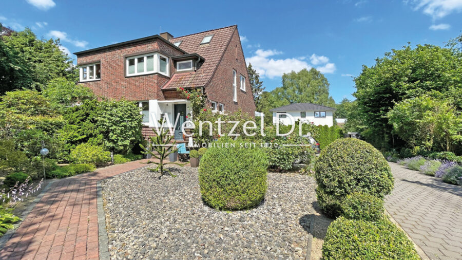 PROVISIONSFREI für Käufer –Doppelhaushälfte auf 575 m² Grundstück! - Außenansicht