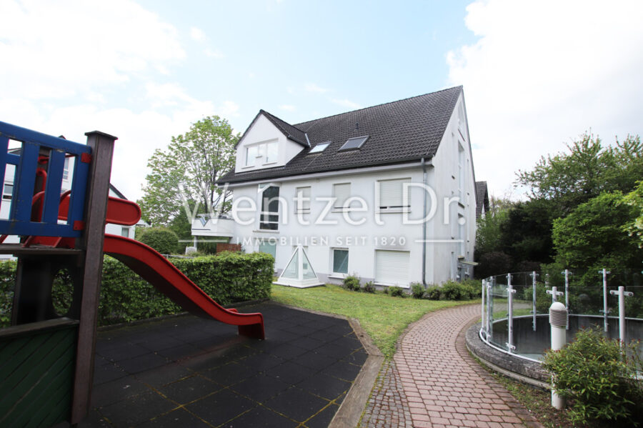 Lichtdurchflutete Maisonette-Wohnung mit Balkon in Wiesbaden-Sonnenberg zu verkaufen - Ansicht