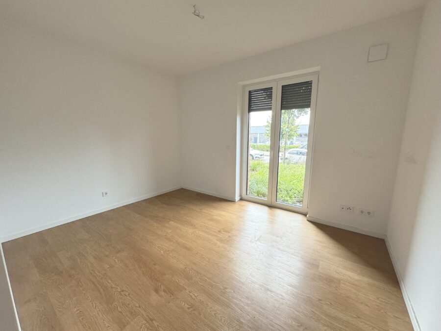 Sonnenverwöhnte 3 Zimmer Wohnung im Erdgeschoss! - Schlafzimmer