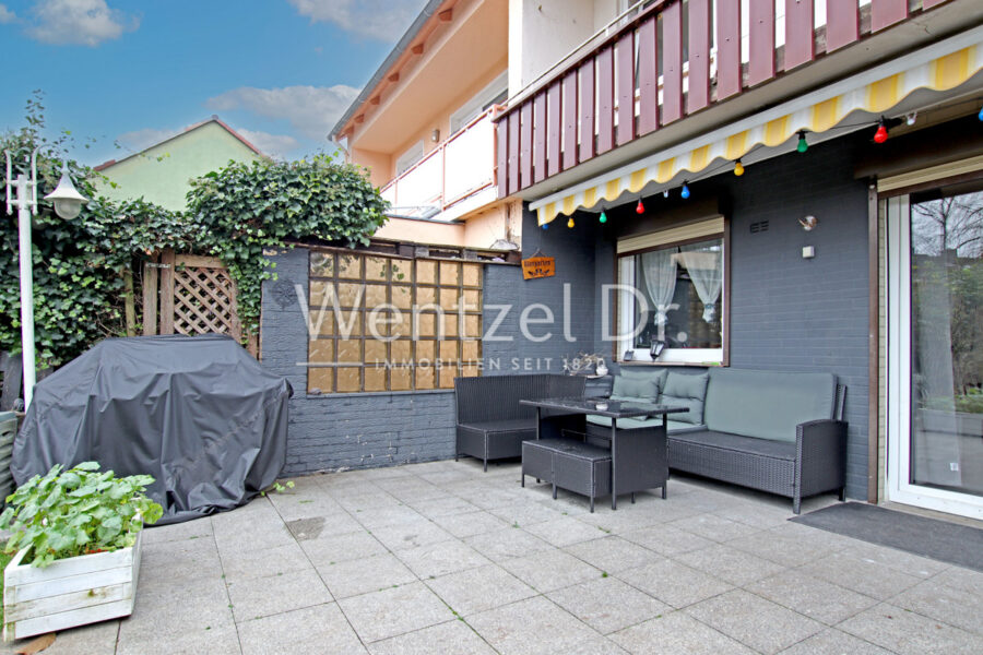 PROVISIONSFREI FÜR KÄUFER - Gepflegtes Reihenmittelhaus in ruhiger Wohnstraße Norderstedts - Terrasse