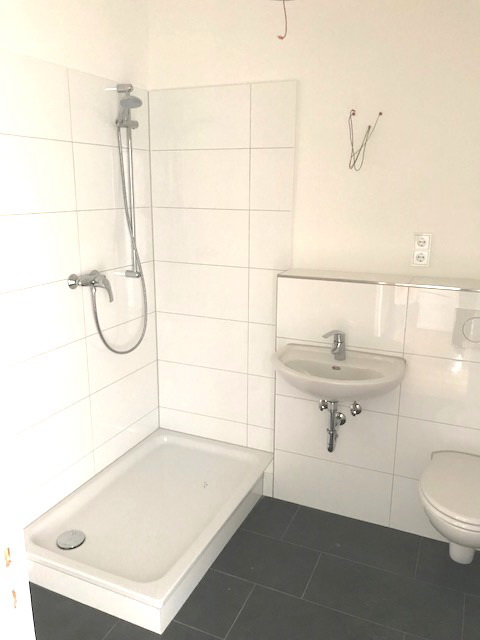 Ihre neue Wohnung - EG Wohnung mit Terrasse - Badezimmer