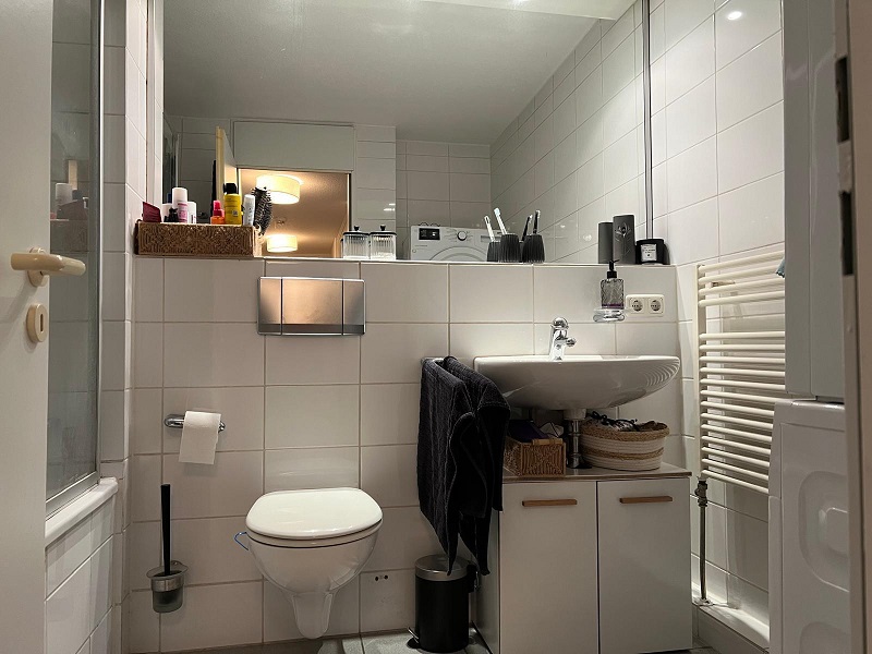 Praktische 3 Zimmer Erdgeschoss Wohnung in gepflegter Wohnanlage - Badezimmer