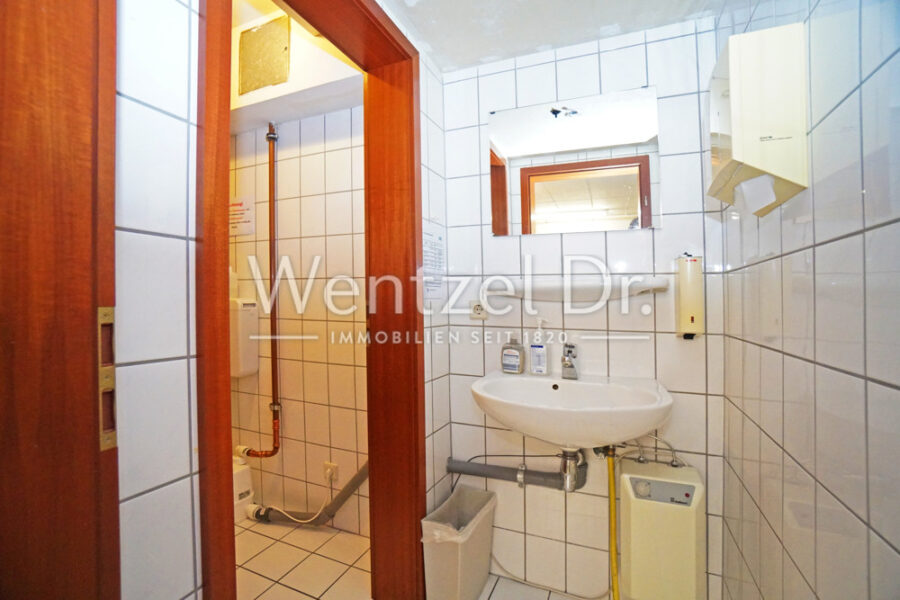 Investitionschance in der 'Neuen Mitte' Ingelheim - Toilette Vorraum